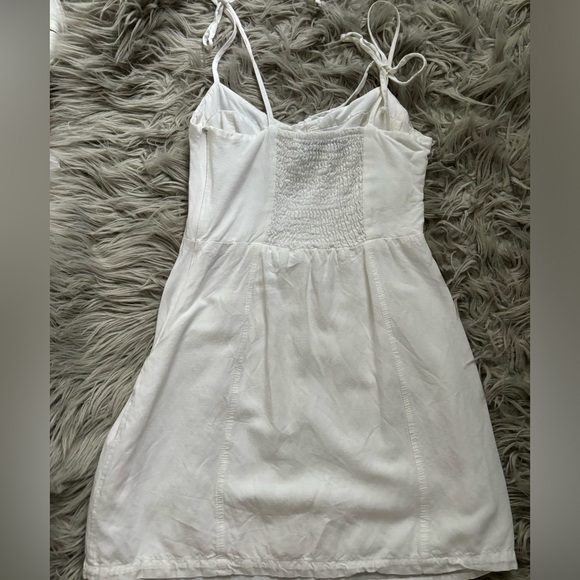 Bershka white dress - Picture 2 of 3